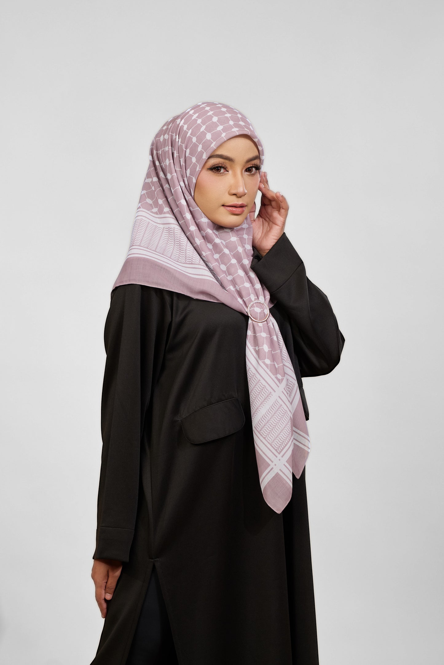 Ghutra Scarf in Pink