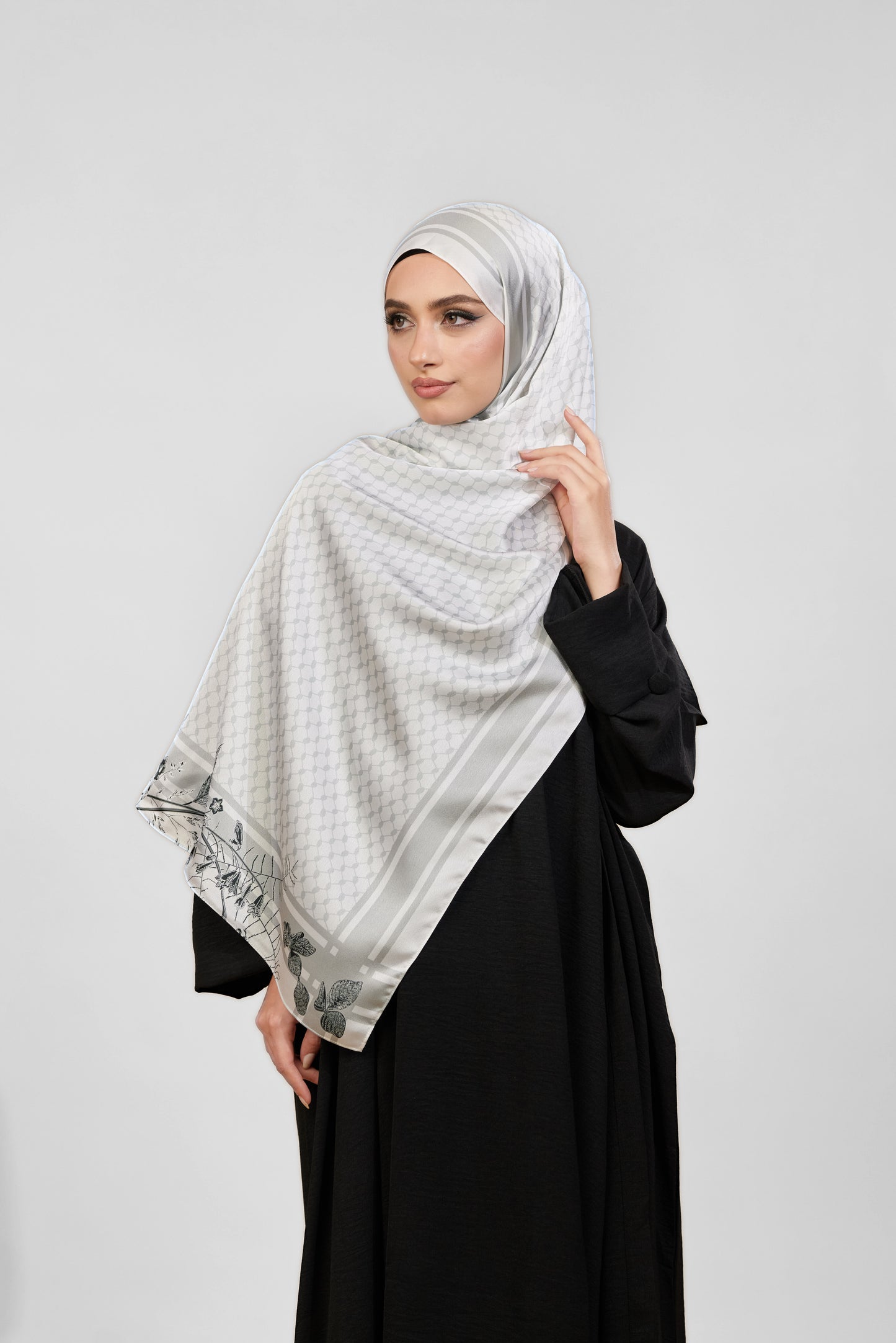 Ghutra Flora Shawl in Mint