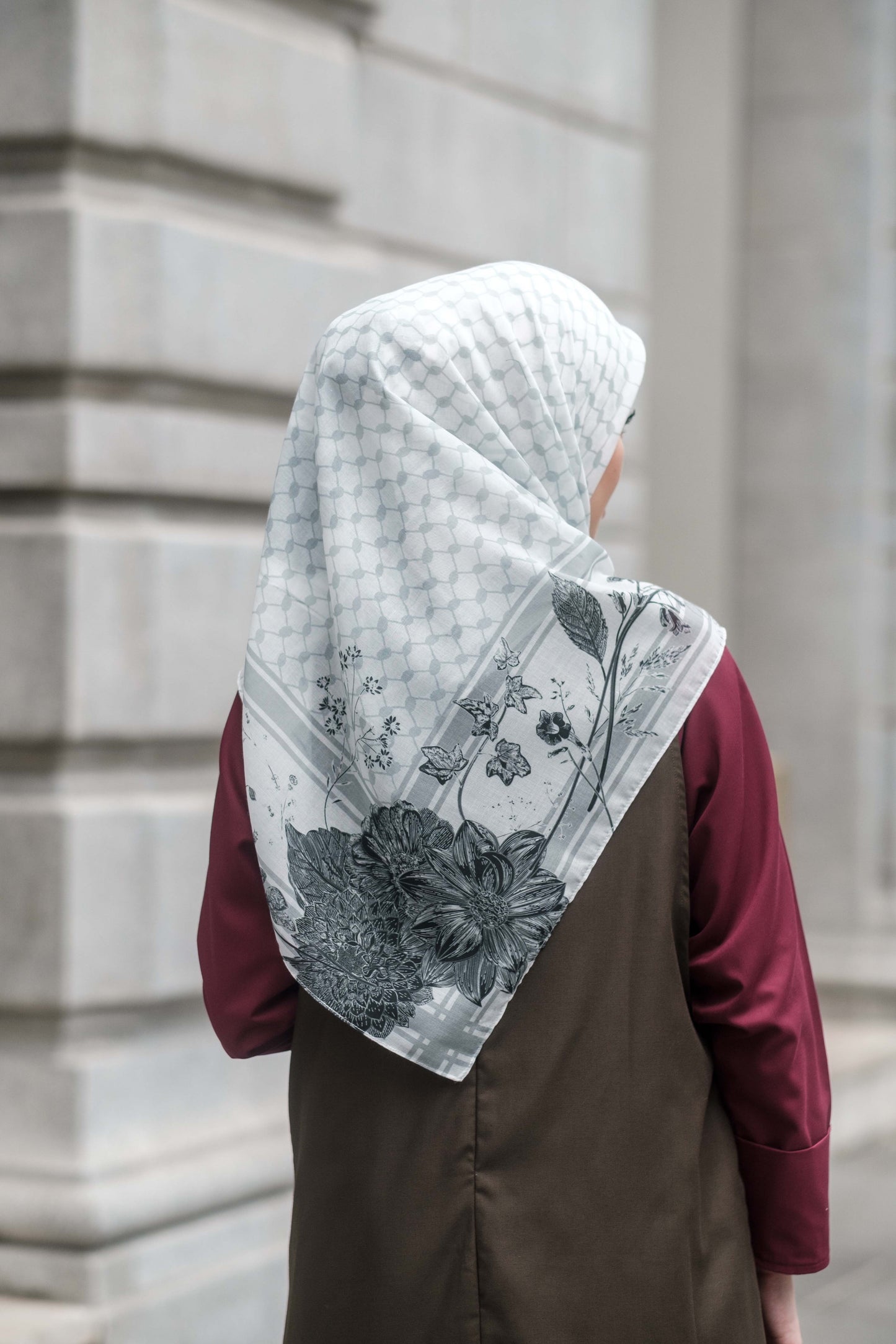 Ghutra Flora Scarf in Mint