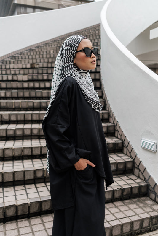 Ghutra Shawl in Snow