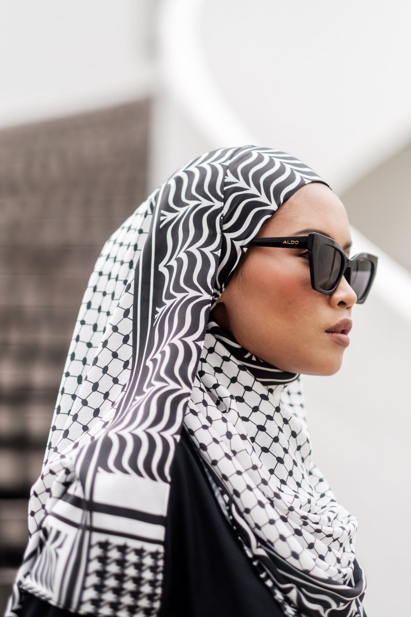 Ghutra Shawl in Snow