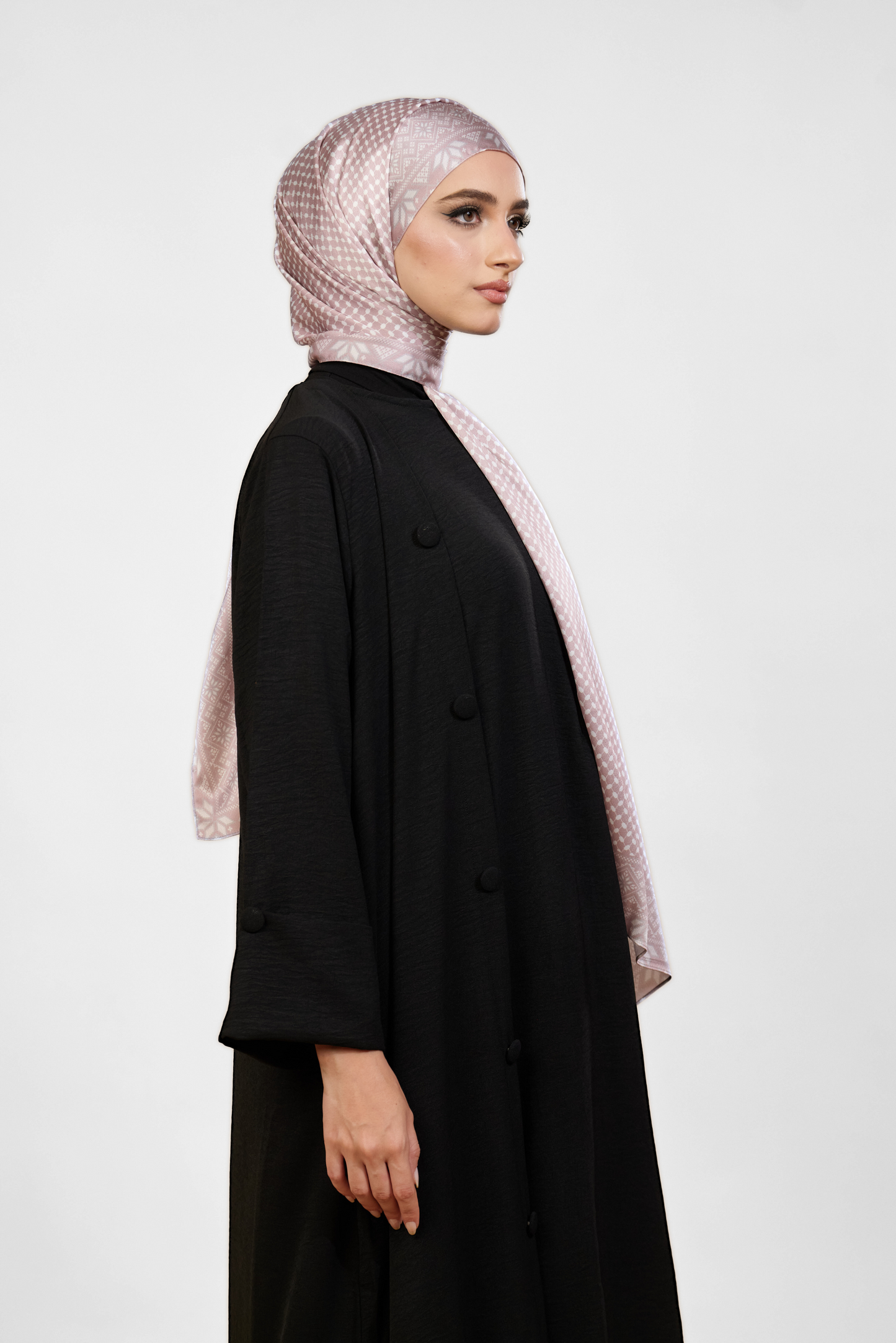 Tatreez Shawl in Pink