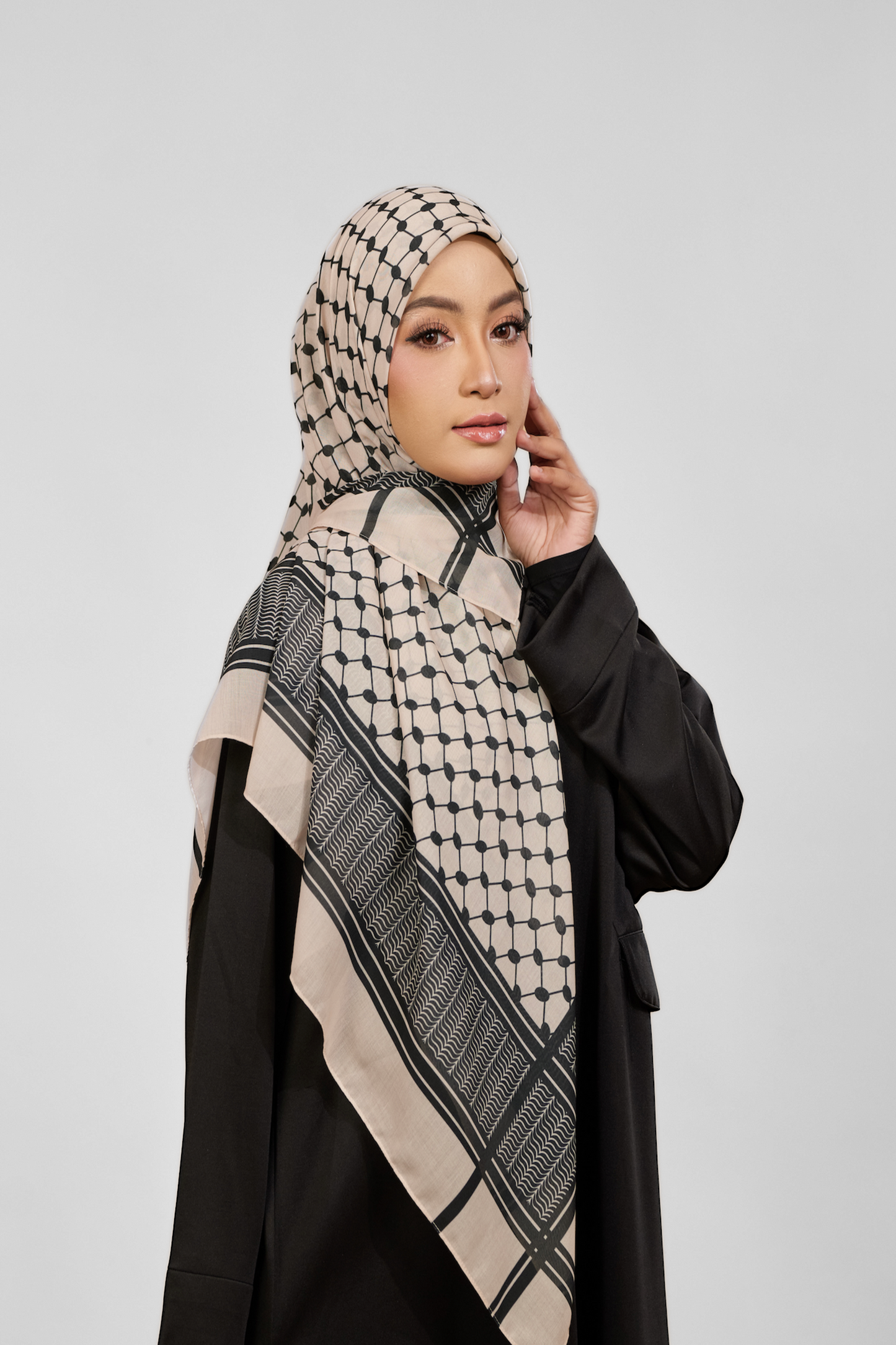 Ghutra Scarf in Sand